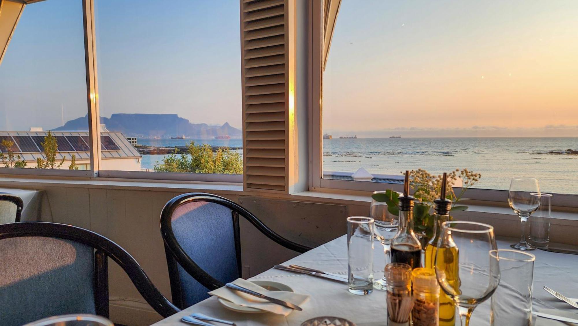 The Blue Peter Hotel Bloubergstrand Eksteriør billede