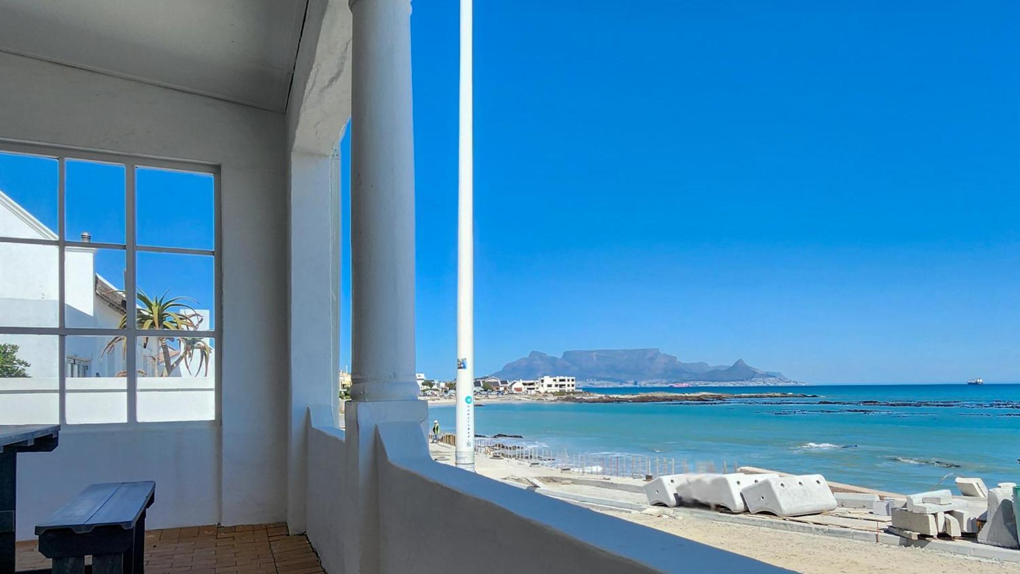 The Blue Peter Hotel Bloubergstrand Eksteriør billede