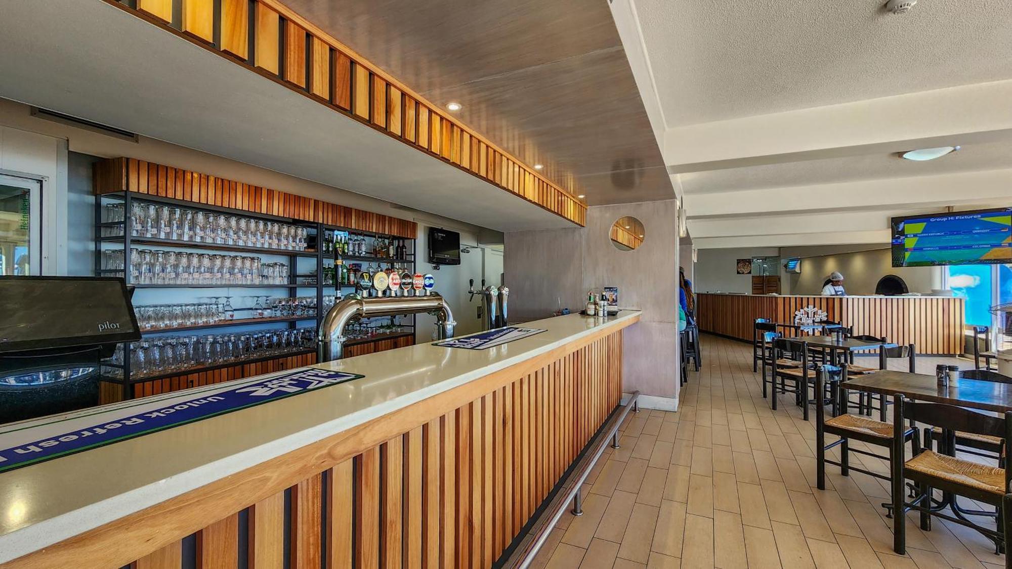 The Blue Peter Hotel Bloubergstrand Eksteriør billede