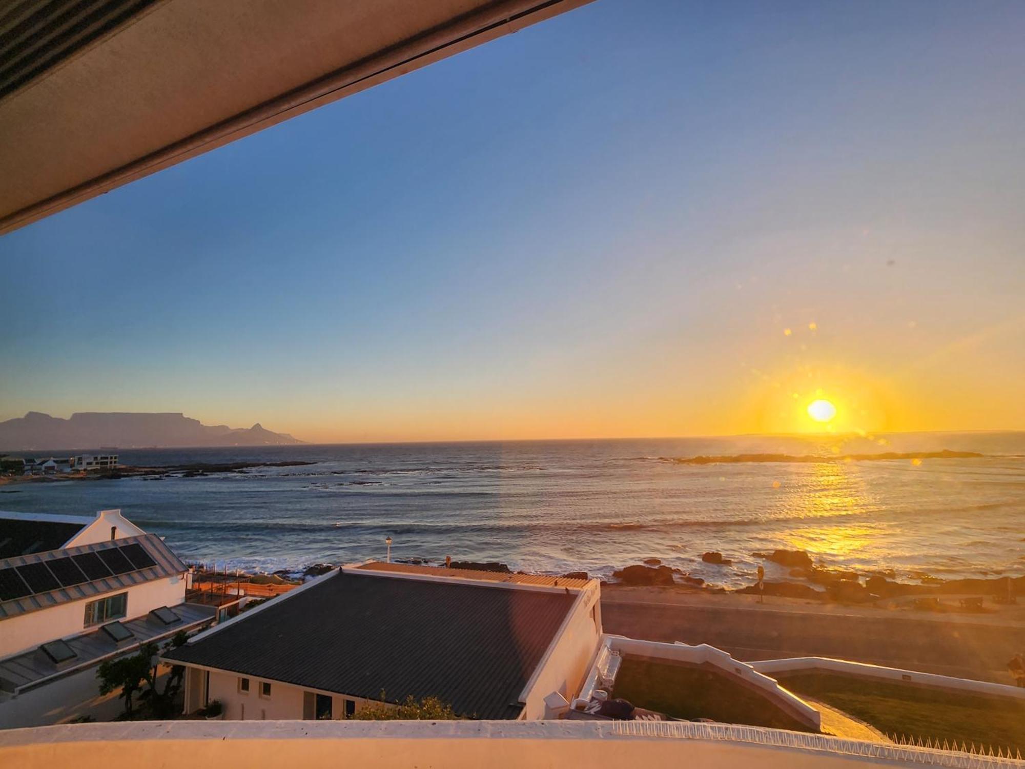 The Blue Peter Hotel Bloubergstrand Eksteriør billede
